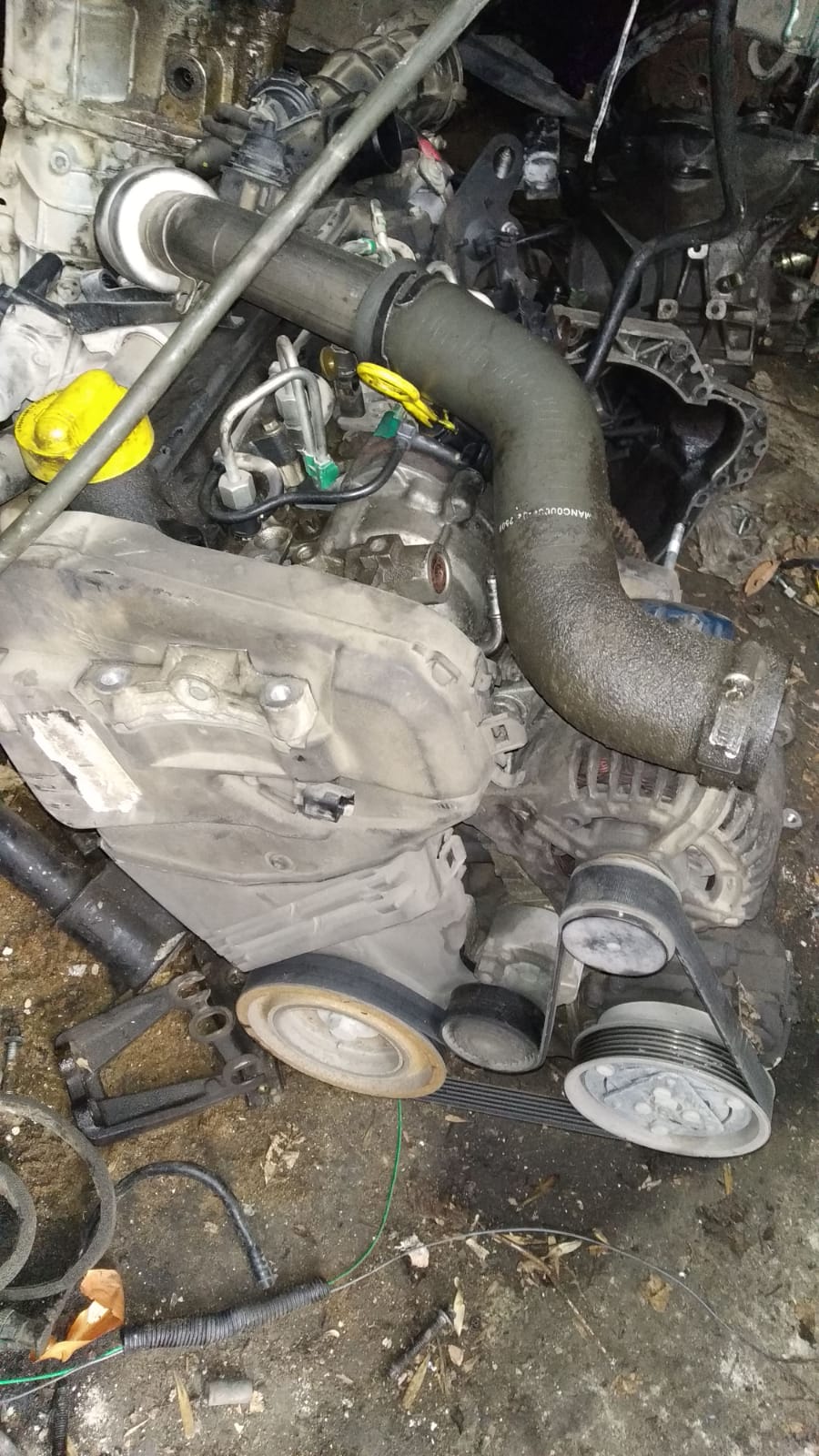 Transit Kombi çıkma yedek parça_1.5 DCİ MOTOR 85 BG.jpeg